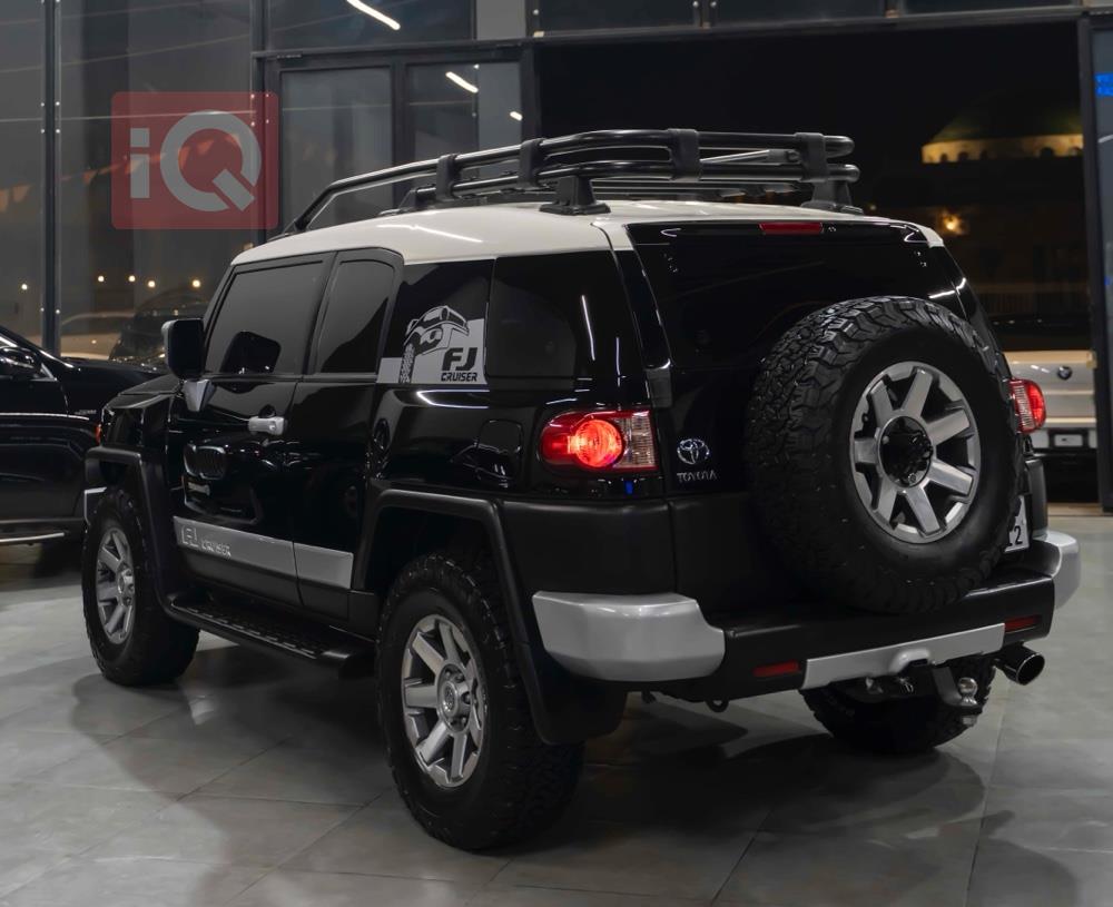 تويوتا إف جي كروزر